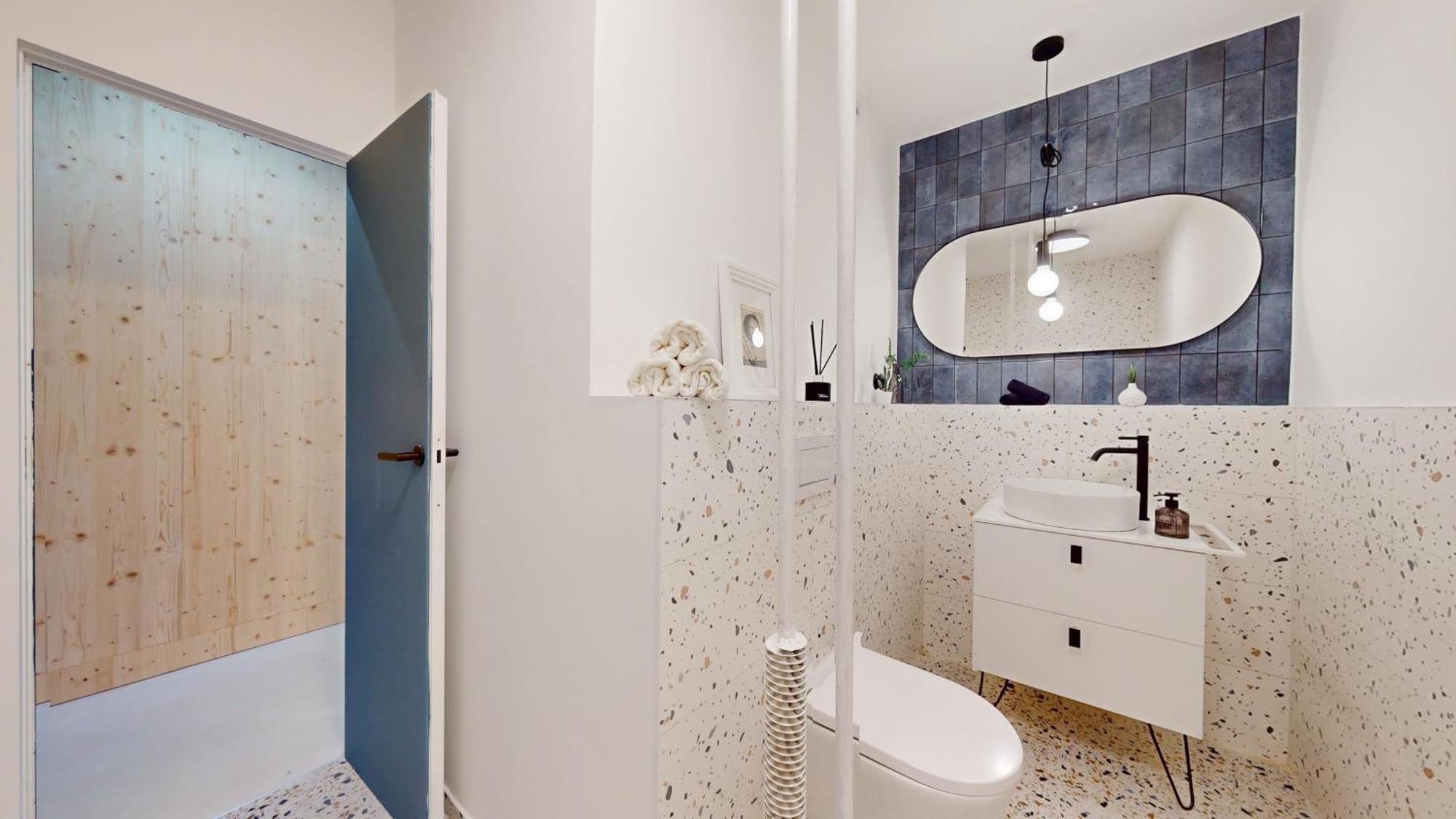 Modern 2 Bedroom - Free Parking * Pressburg